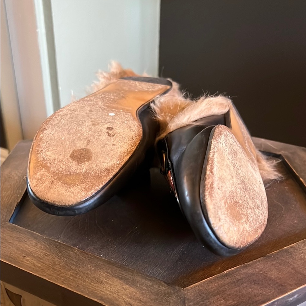 🛑 1 hour sale, Gucci, size 38 (US 7.5) Floral Embroidered Black Mules, w/ COA - Picture 11 of 13